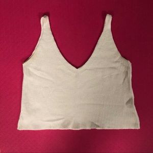 Knit v neck crop top